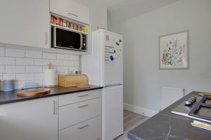 Kitchen- click for photo gallery